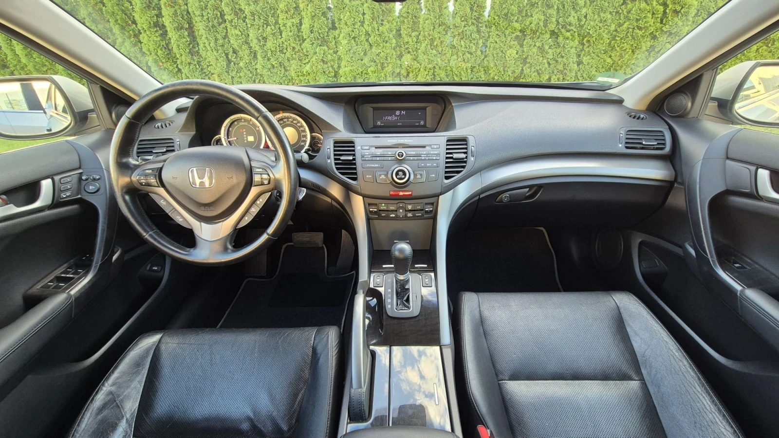 Honda Accord 2.2 idtec, снимка 9 - Автомобили и джипове - 56077726