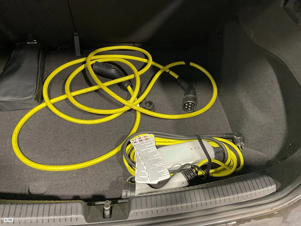VW ID.3 Pro Performance 62kWh LED Navi 91% SoH | Mobile.bg � ����������� 11