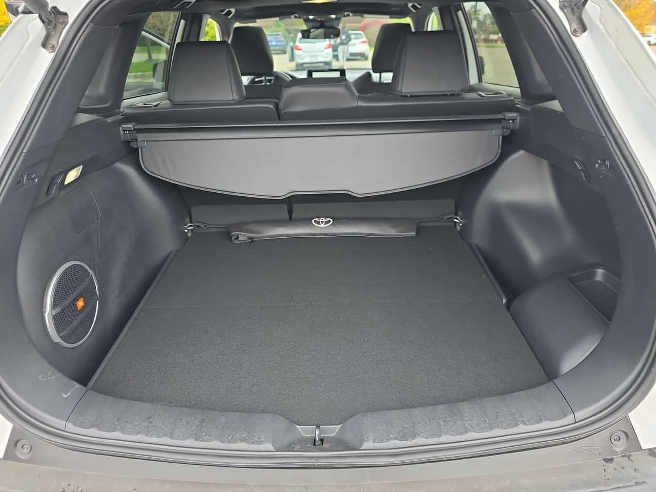 Toyota Corolla Cross XSE AWD | CARFAX | ��� ��������� | Mobile.bg � ����������� 13