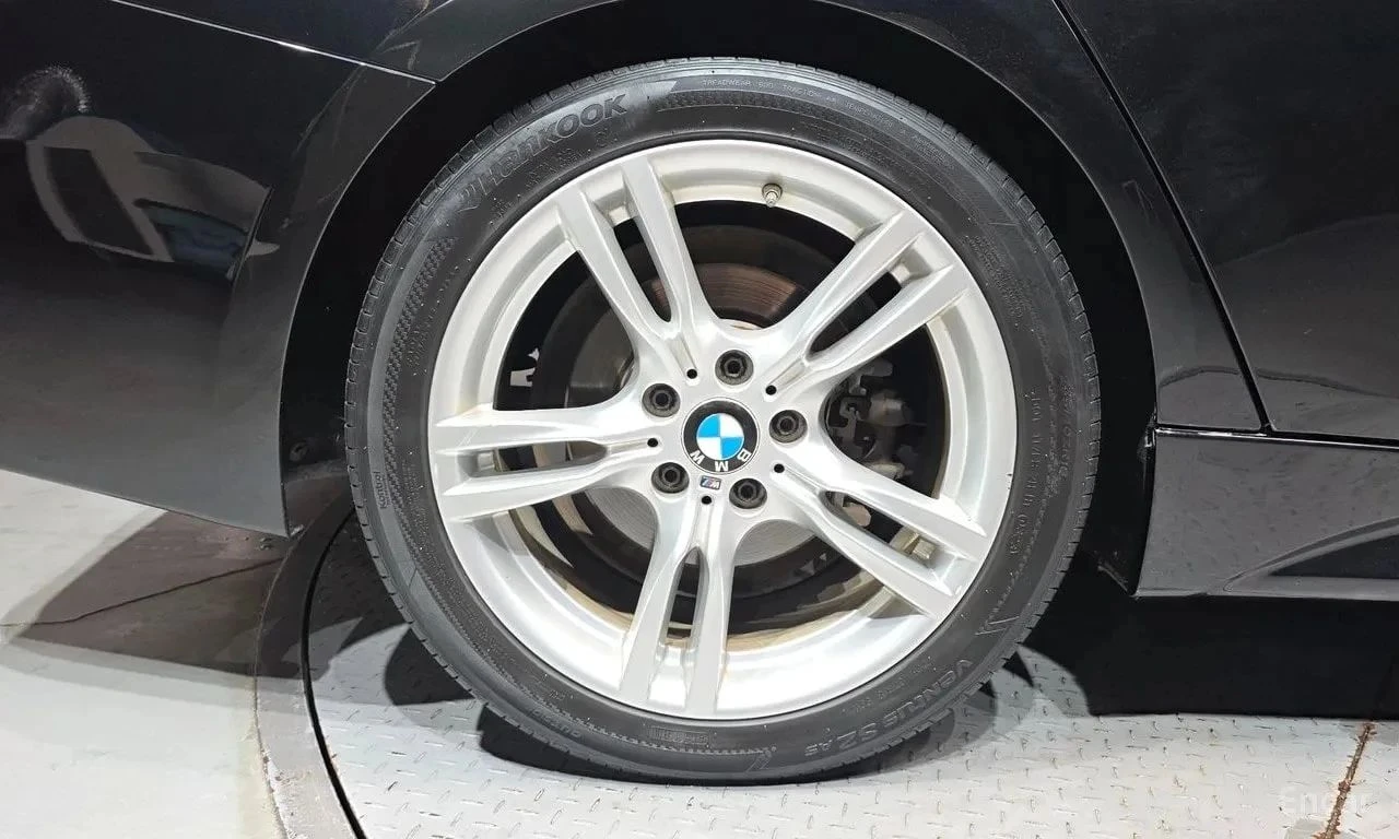 BMW 330, снимка 5 - Автомобили и джипове - 56727875