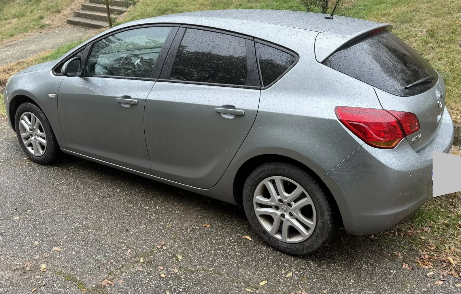 Opel Astra 1.4 Бензин 93 000 км, снимка 6 - Автомобили и джипове - 56747313