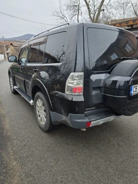 Mitsubishi Pajero 3.2D - 11000 € / 21514.13 лв. - 85996584 4