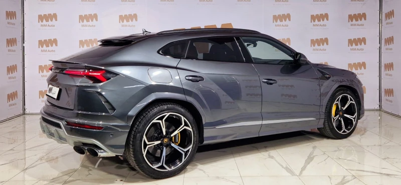 Lamborghini Urus Pano/B&O, снимка 2 - Автомобили и джипове - 48332326