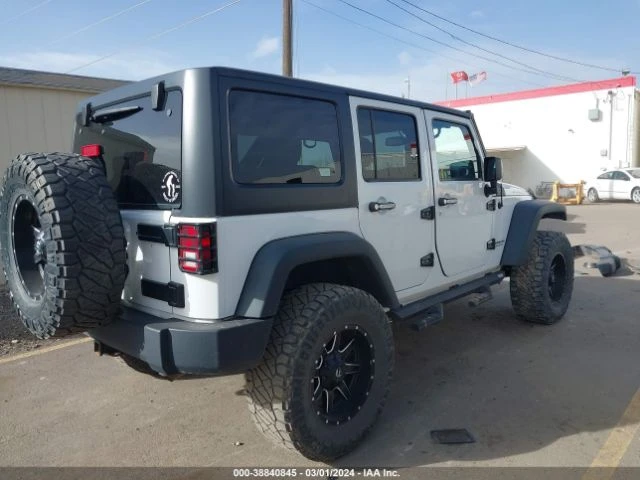 Jeep Wrangler RUBICON, снимка 4 - Автомобили и джипове - 47866381