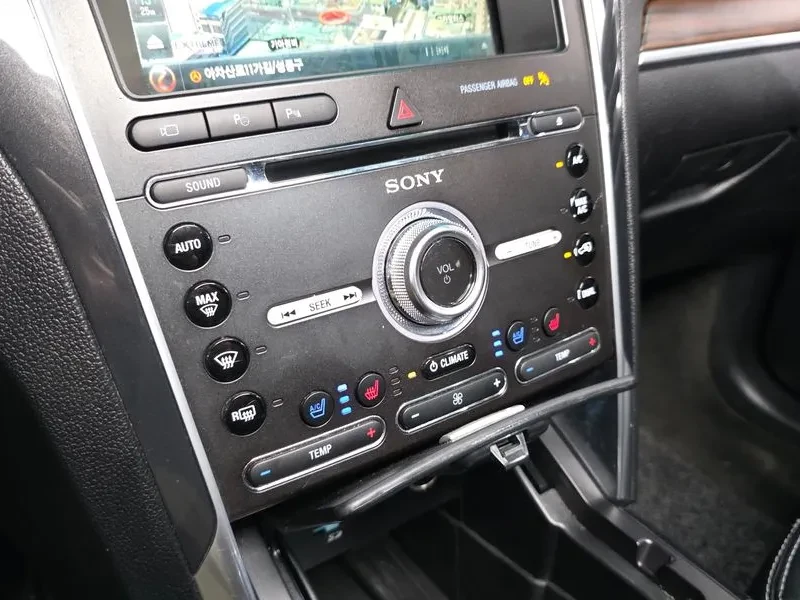 Ford Explorer 2.3/АWD/ПОДГРЕВ/ОБДУХВАНЕ/LIMITED, снимка 17 - Автомобили и джипове - 56656417