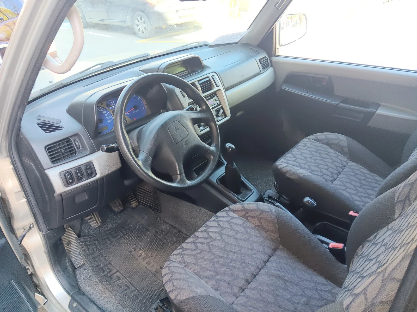 Mitsubishi Pajero pinin  - изображение 2