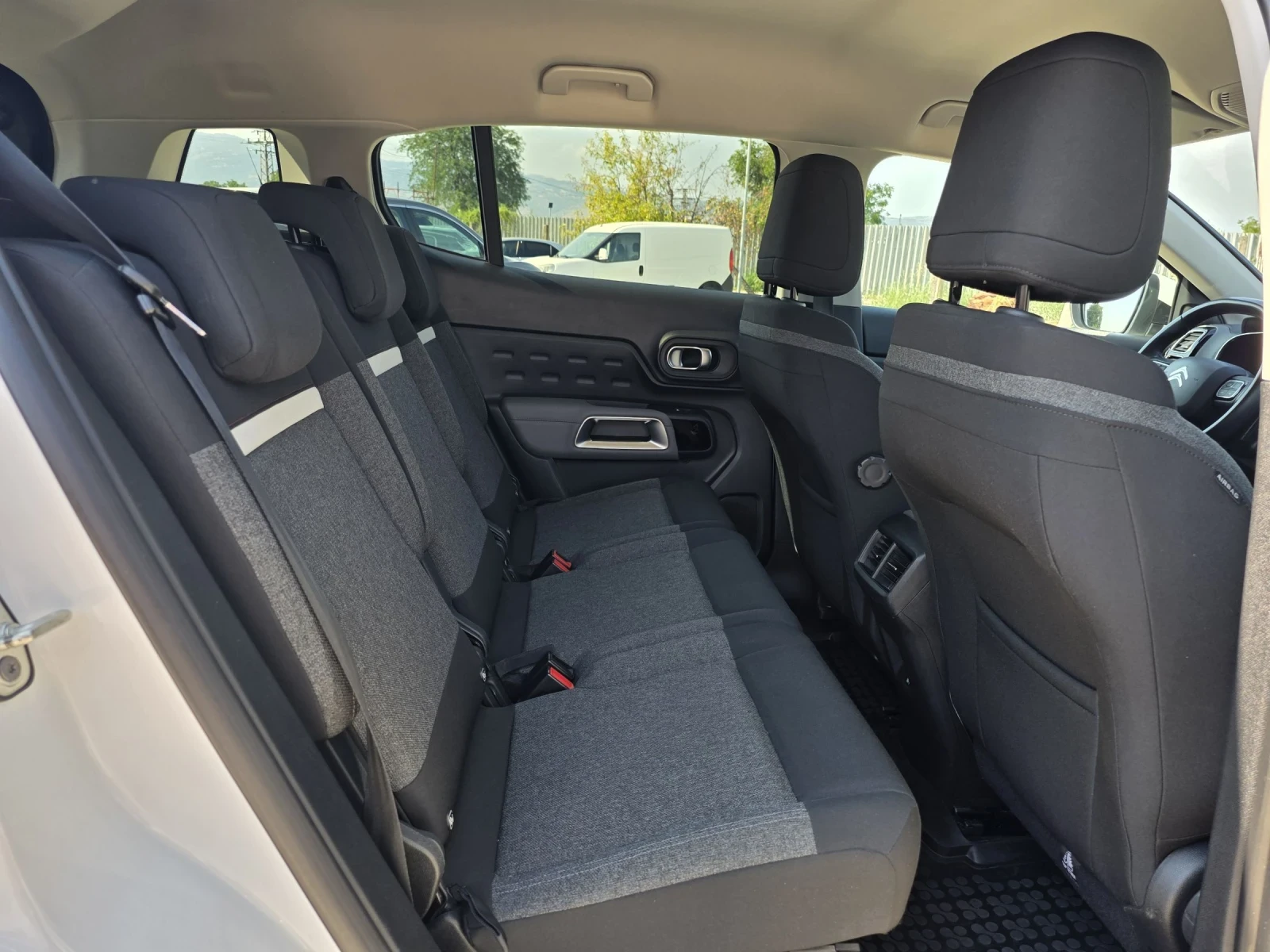 Citroen C5 Aircross PRESTIGE 1.5HDI EAT8 - изображение 10