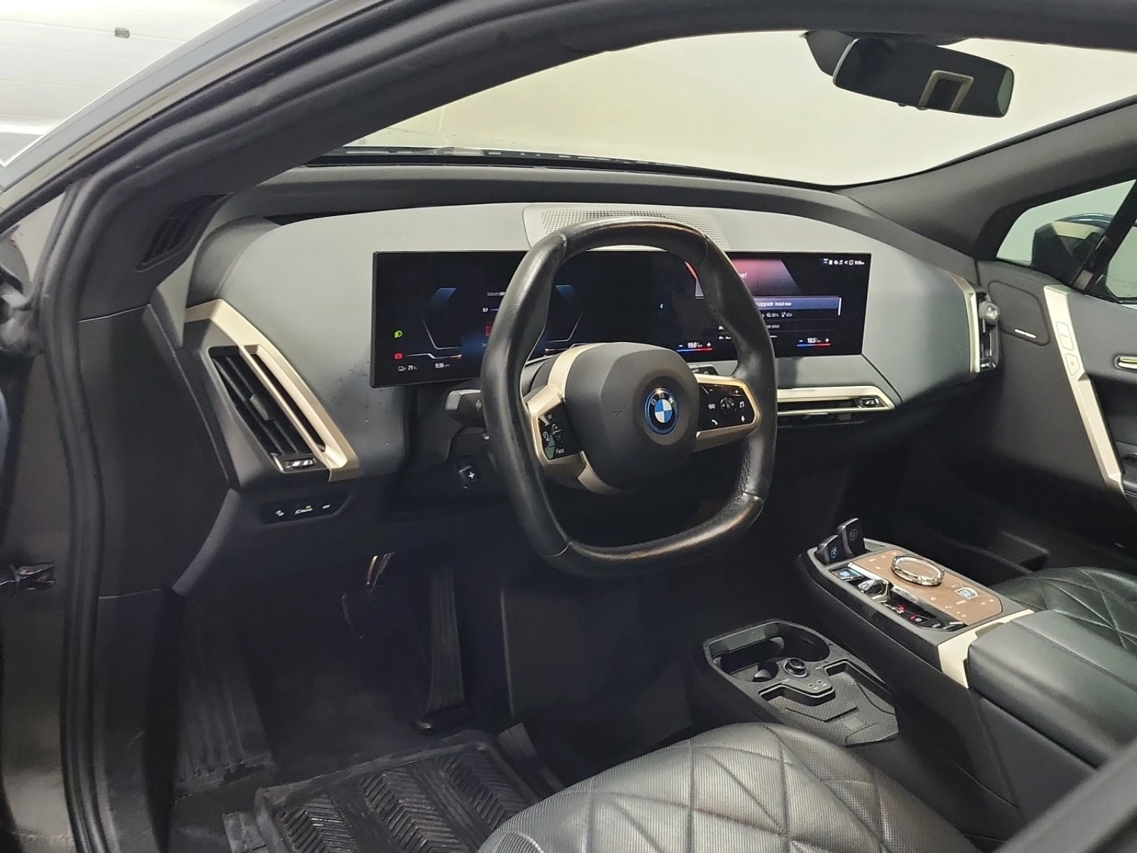 BMW iX XDRIVE40 * CARFAX | Mobile.bg � ����������� 9