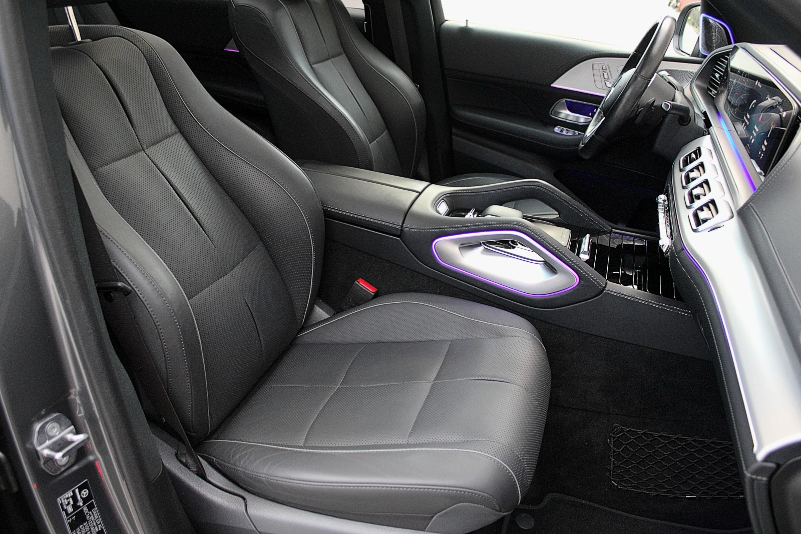 Mercedes-Benz GLE 400 D/AMG-Optik/4-MATIC/MULTIBEAM/KAMERA360/PANORAMA, снимка 8 - Автомобили и джипове - 53822009