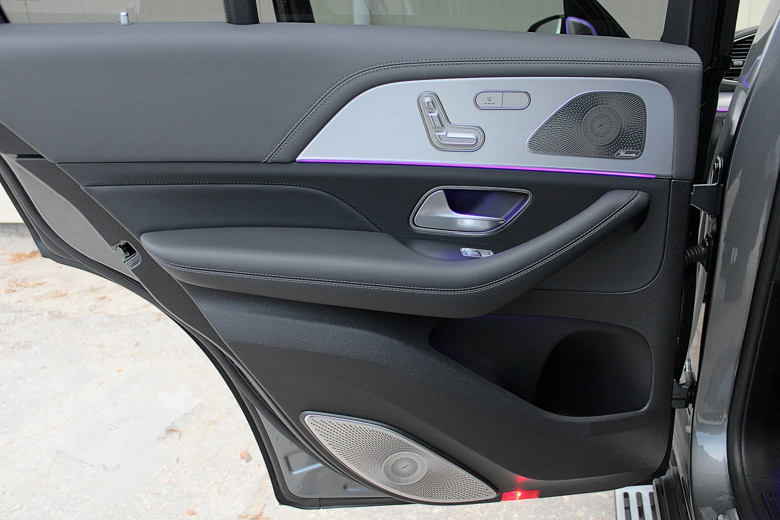 Mercedes-Benz GLE 400 D/AMG-Optik/4-MATIC/MULTIBEAM/KAMERA360/PANORAMA, снимка 16 - Автомобили и джипове - 53822009