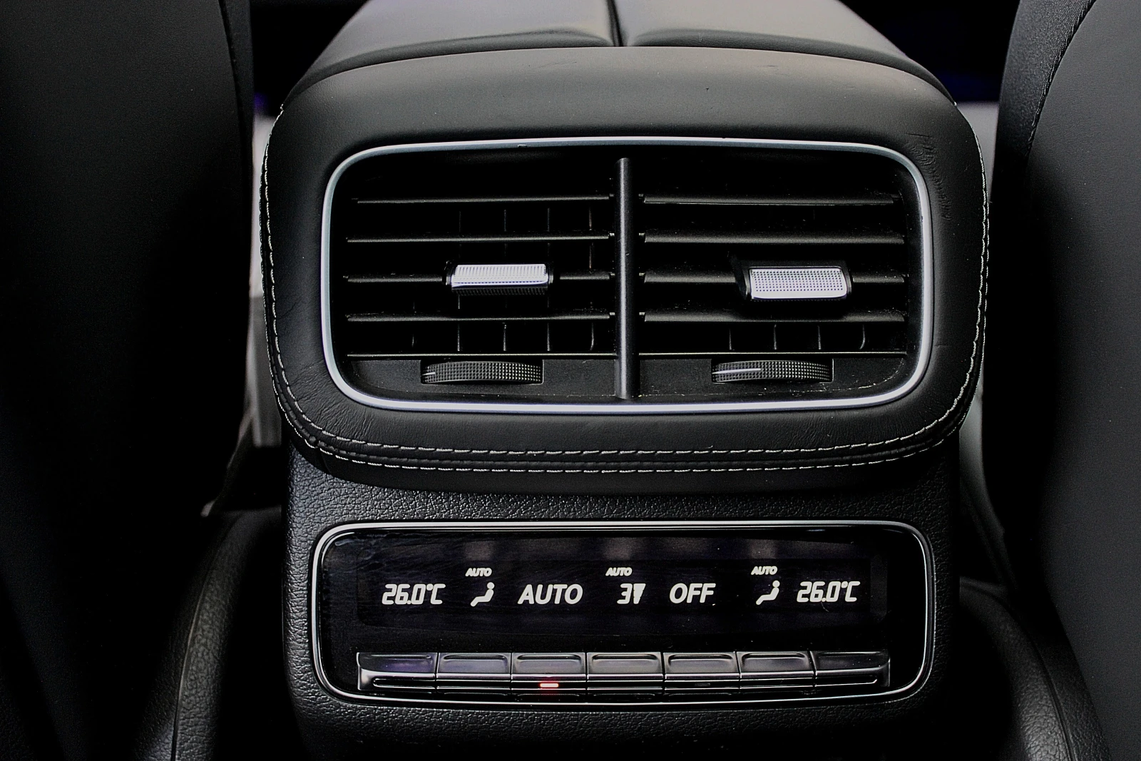 Mercedes-Benz GLE 400 D/AMG-Optik/4-MATIC/MULTIBEAM/KAMERA360/PANORAMA, снимка 14 - Автомобили и джипове - 53822009