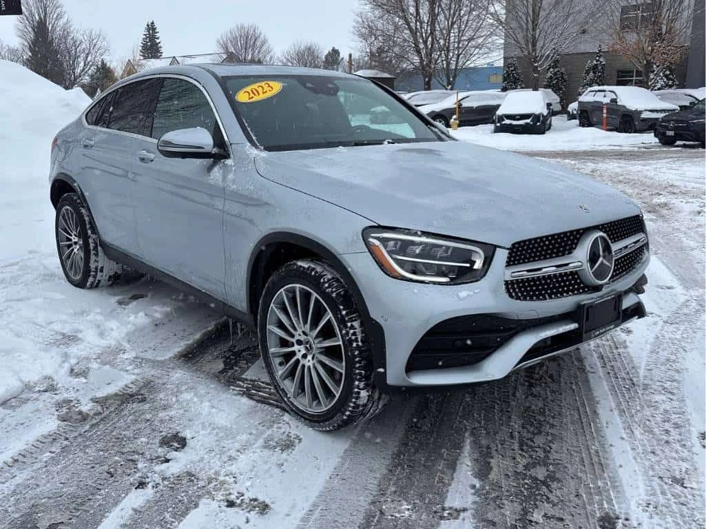 Mercedes-Benz GLC 300 ШИБИДАХ/360 КАМЕРИ/ДВА КЛЮЧА, снимка 2 - Автомобили и джипове - 54062414