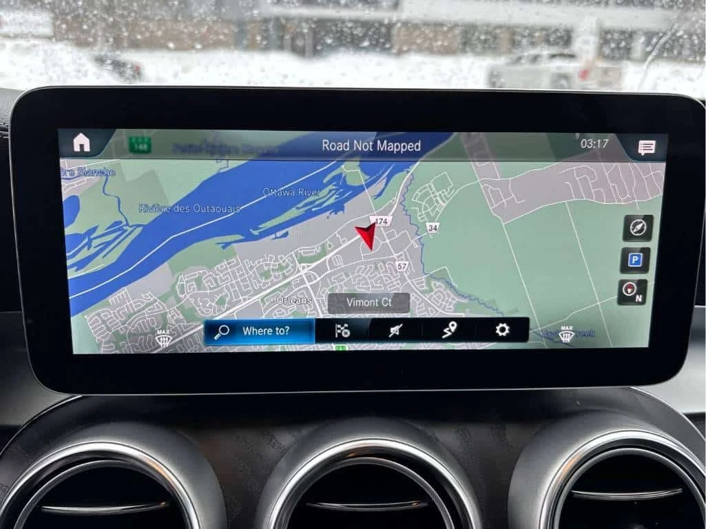 Mercedes-Benz GLC 300 ШИБИДАХ/360 КАМЕРИ/ДВА КЛЮЧА, снимка 13 - Автомобили и джипове - 54062414