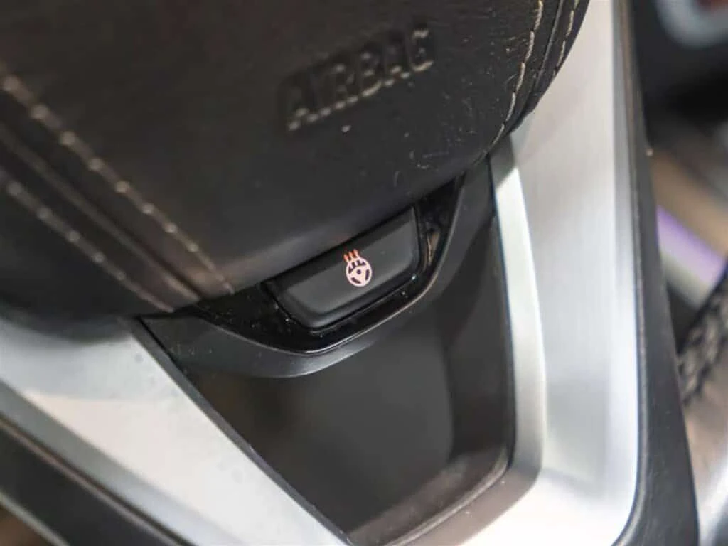 BMW X5 * xDrive40i Heated Front Seats & Steering Carplay , снимка 11 - Автомобили и джипове - 54114465