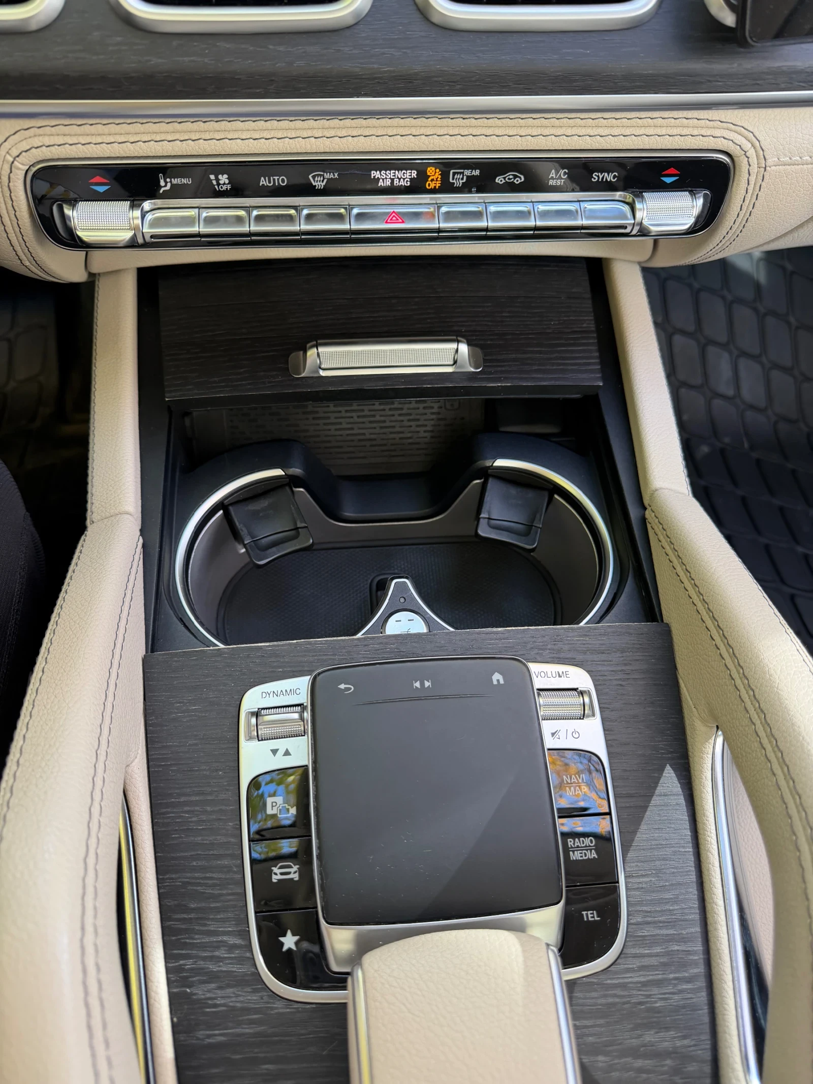 Mercedes-Benz GLE 350, снимка 12 - Автомобили и джипове - 54970088