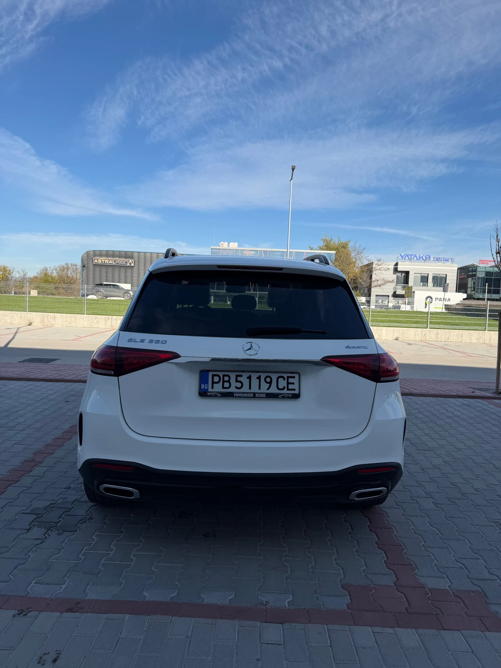 Mercedes-Benz GLE 350, снимка 11 - Автомобили и джипове - 54970088
