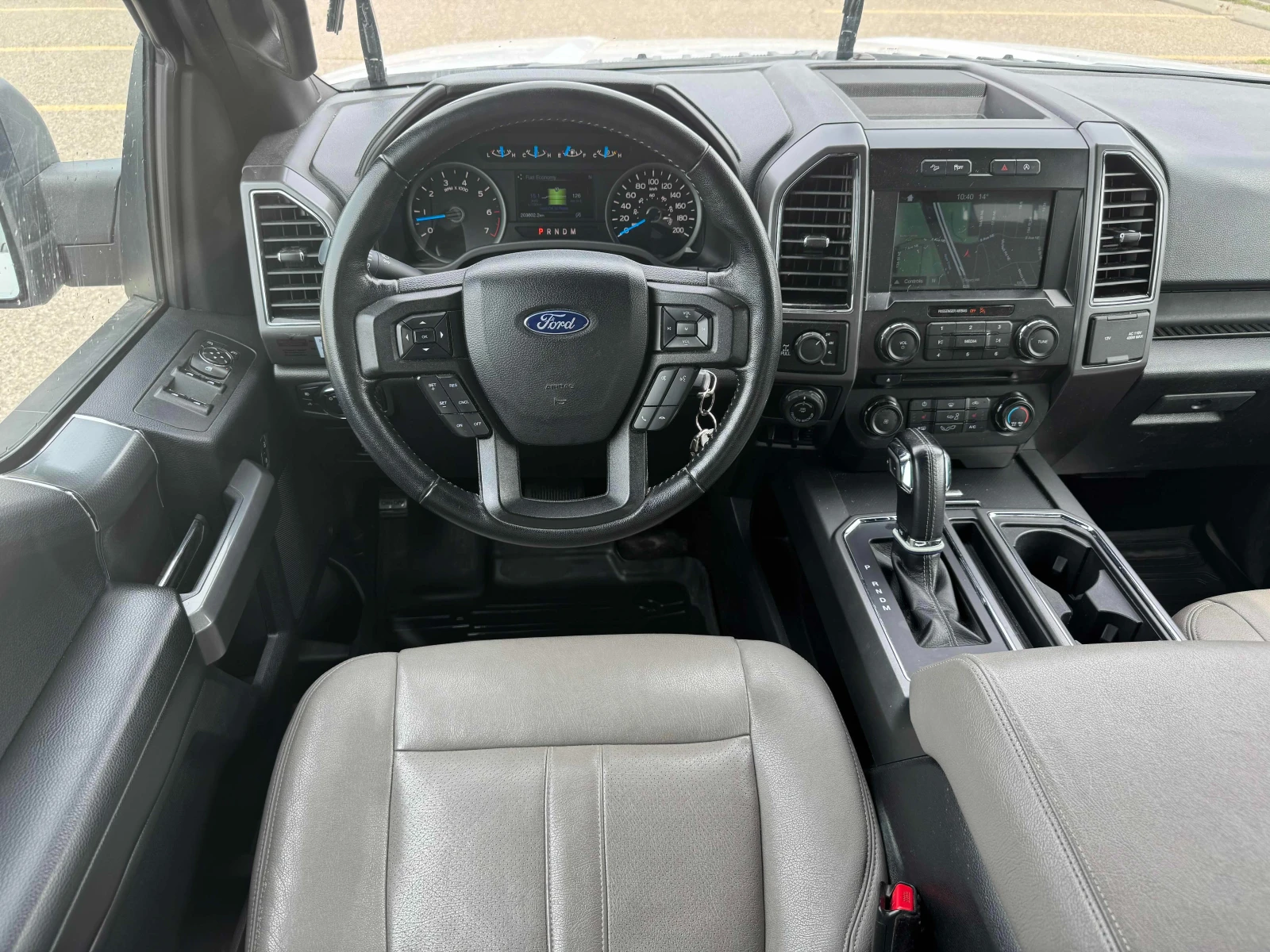 Ford F150 4WD SuperCrew * 2 КЛЮЧА * CARFAX * АВТО КРЕДИТ, снимка 12 - Автомобили и джипове - 55100715