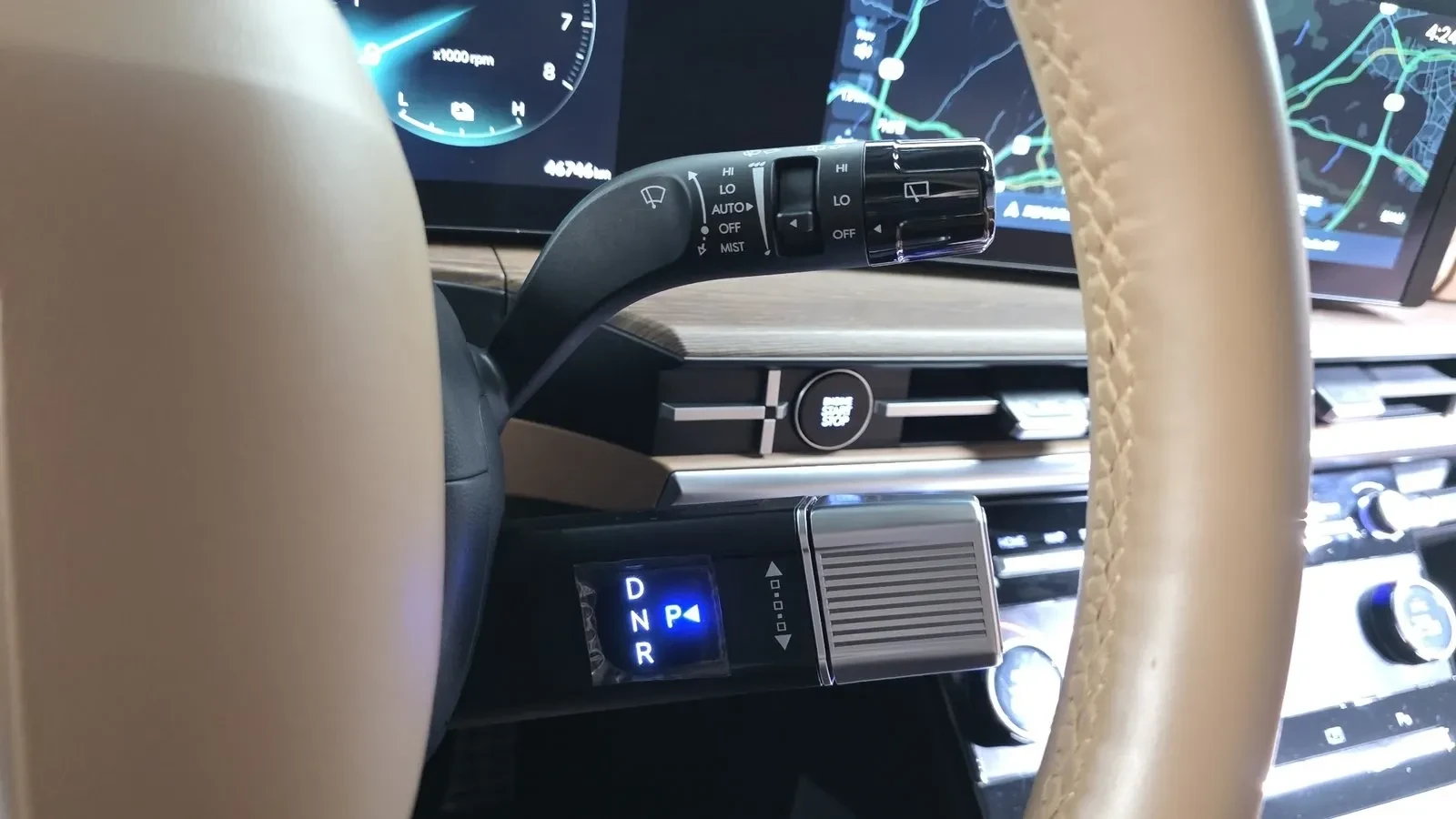 Hyundai Santa fe * 1.6 HEV* HUD* KEYLESS* ПОДГРЕВ ВОЛАН* , снимка 2 - Автомобили и джипове - 55330705