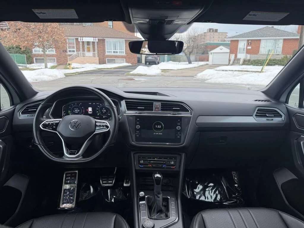 VW Tiguan R-Line * Comfortline * АвтоКредит * (ЦЕНА ДО БГ), снимка 10 - Автомобили и джипове - 55495686