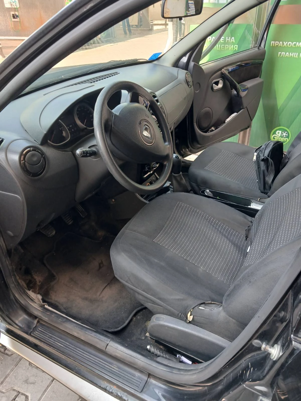 Dacia Duster, снимка 5 - Автомобили и джипове - 55644144