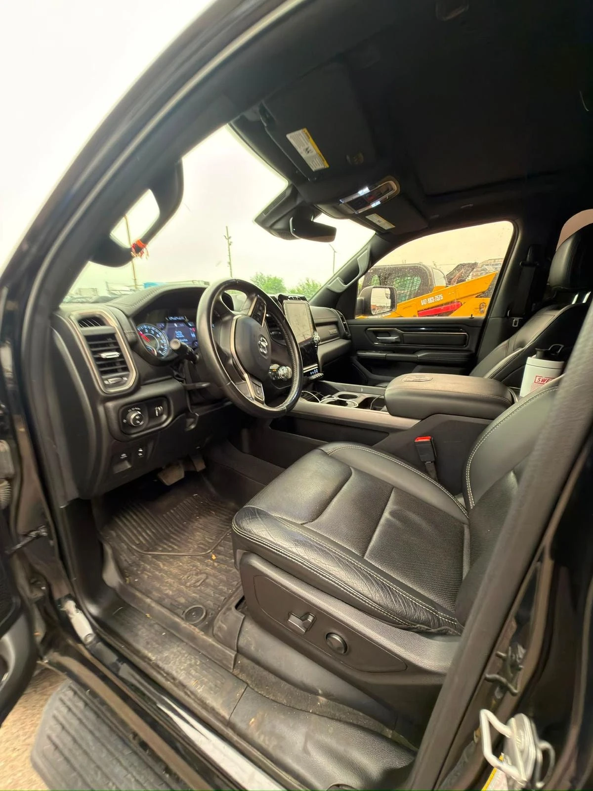Dodge RAM 1500 * Sport * CARFAX * БЕЗ ПЪРВОНАЧАЛНА ВНОСКА, снимка 8 - Автомобили и джипове - 55876011