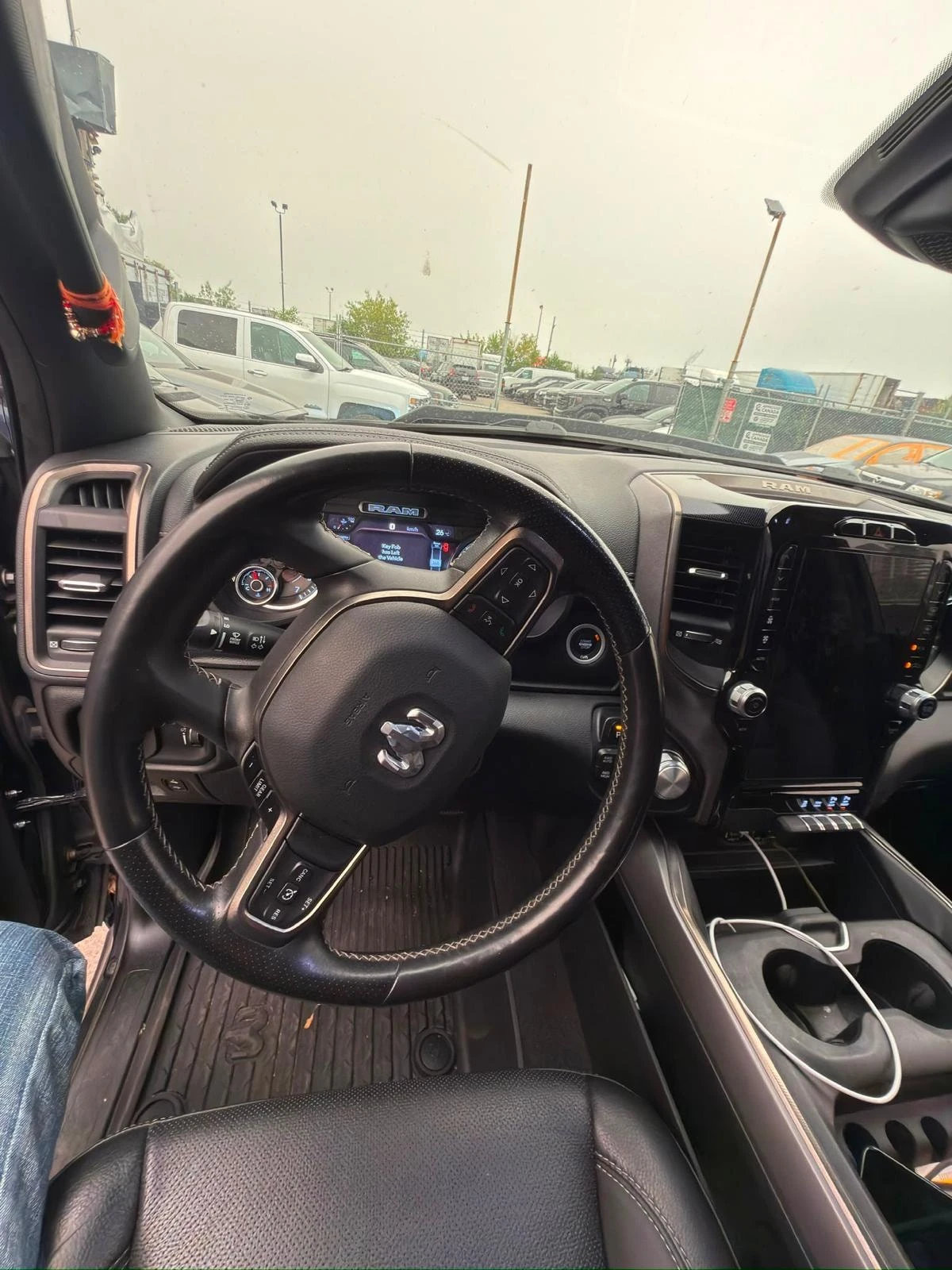 Dodge RAM 1500 * Sport * CARFAX * БЕЗ ПЪРВОНАЧАЛНА ВНОСКА, снимка 5 - Автомобили и джипове - 55876011