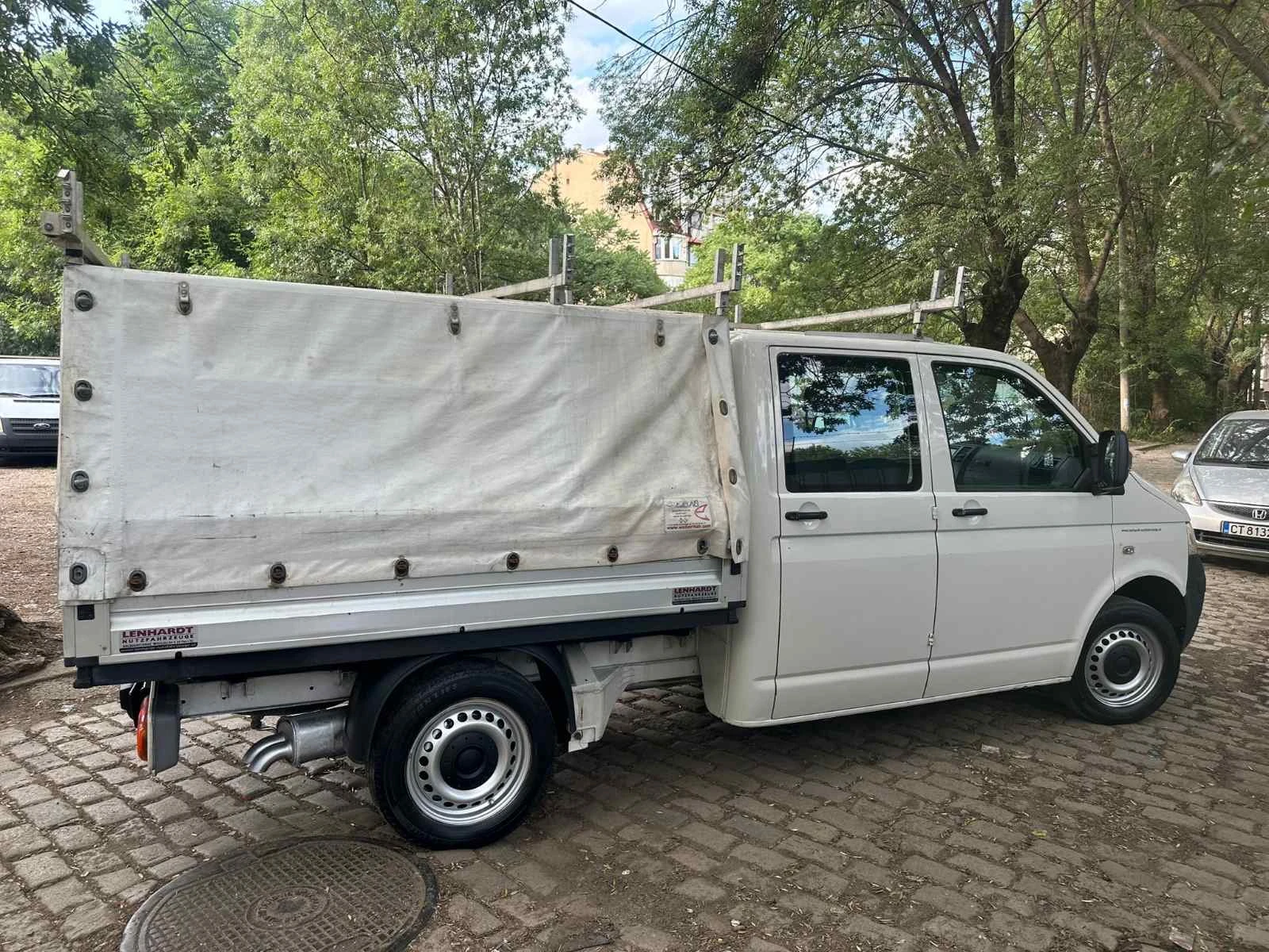VW Transporter T5 - 2.5TDi Synchro - изображение 8