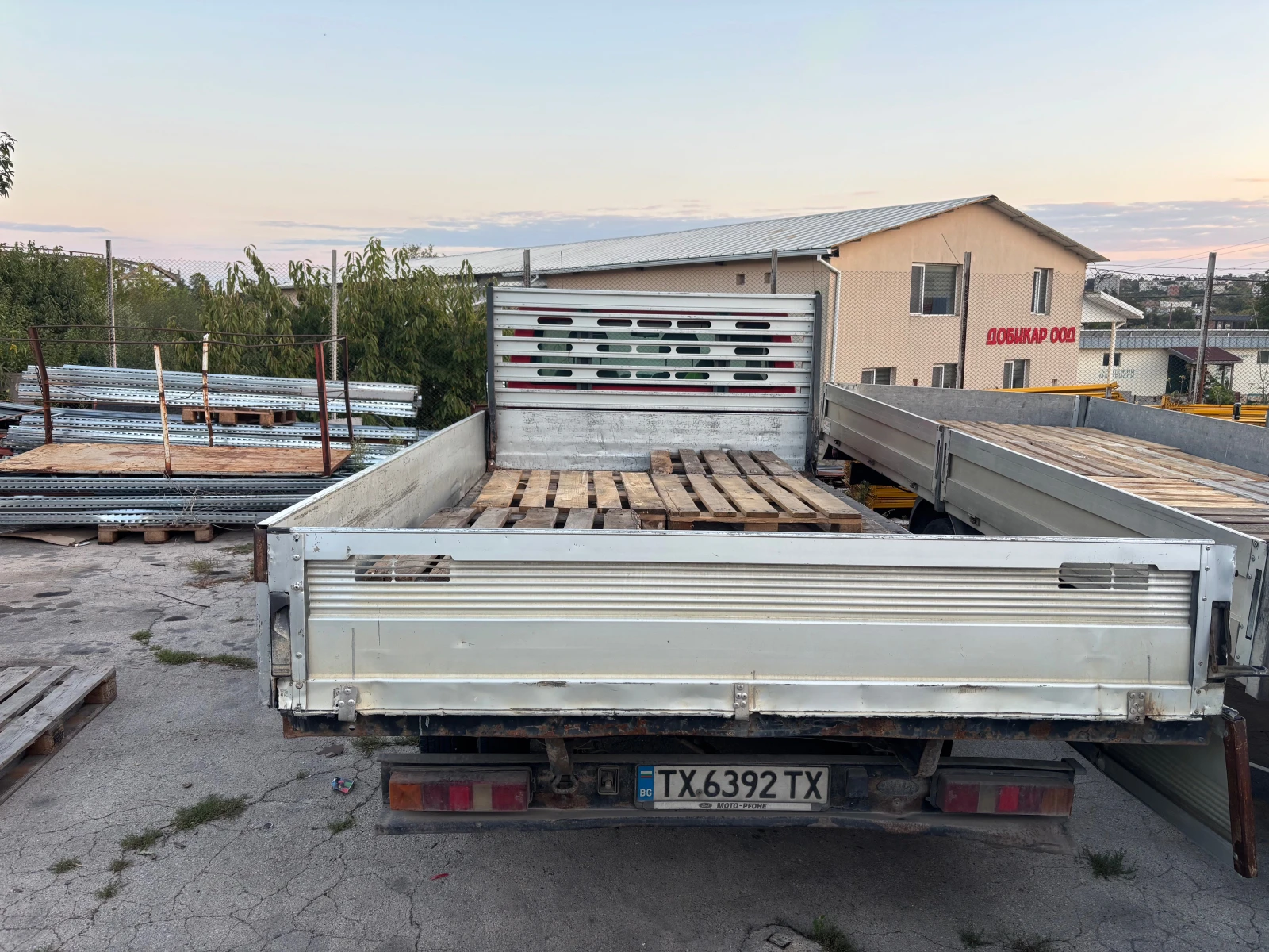 Ford Transit FT 350, снимка 4 - Камиони - 56125831