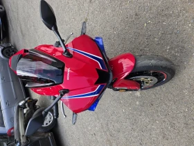 Honda Cbr 600RR 2025 Чисто Нов!, снимка 2