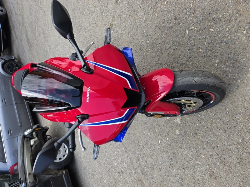 Honda Cbr 600RR 2025 Чисто Нов!, снимка 2 - Мотоциклети и мототехника - 51383660