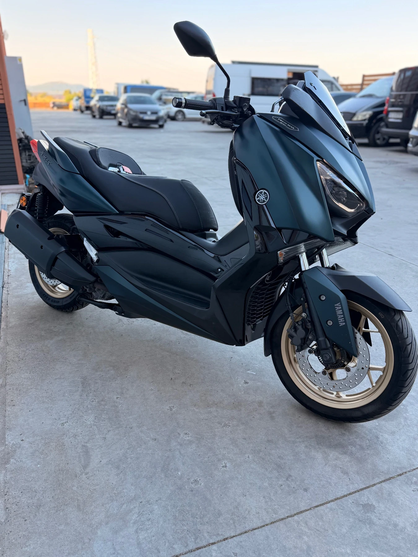 Yamaha X-max TechMax 300, снимка 13 - Мотоциклети и мототехника - 55631694