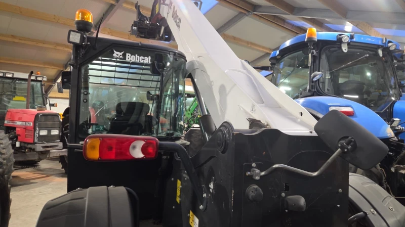 Телескопичен товарач Bobcat TL 38.40 HF AGRI ЛИЗИНГ, снимка 4 - Селскостопанска техника - 53418393