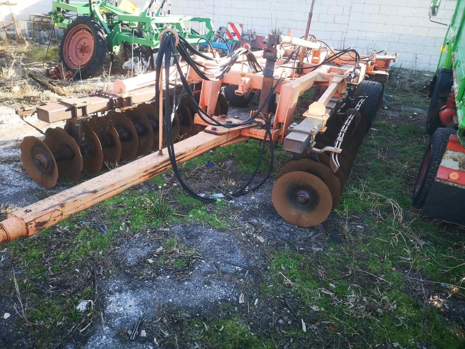  Challenger | Mobile.bg   13