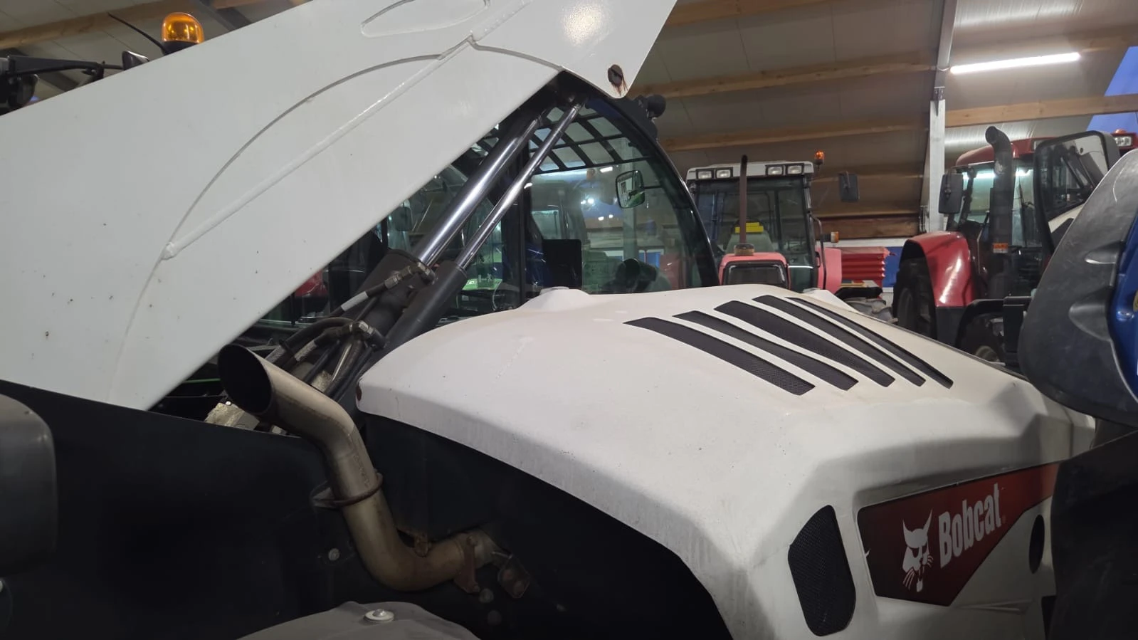 Телескопичен товарач Bobcat TL 38.40 HF AGRI ЛИЗИНГ - изображение 3