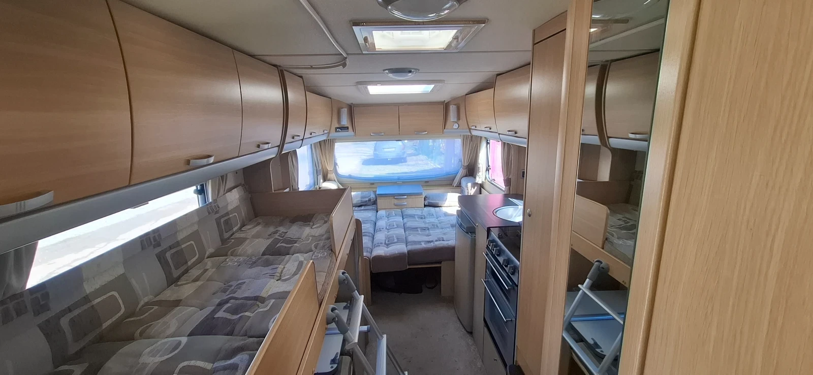 Каравана Sprite Major, снимка 10 - Каравани и кемпери - 53734411