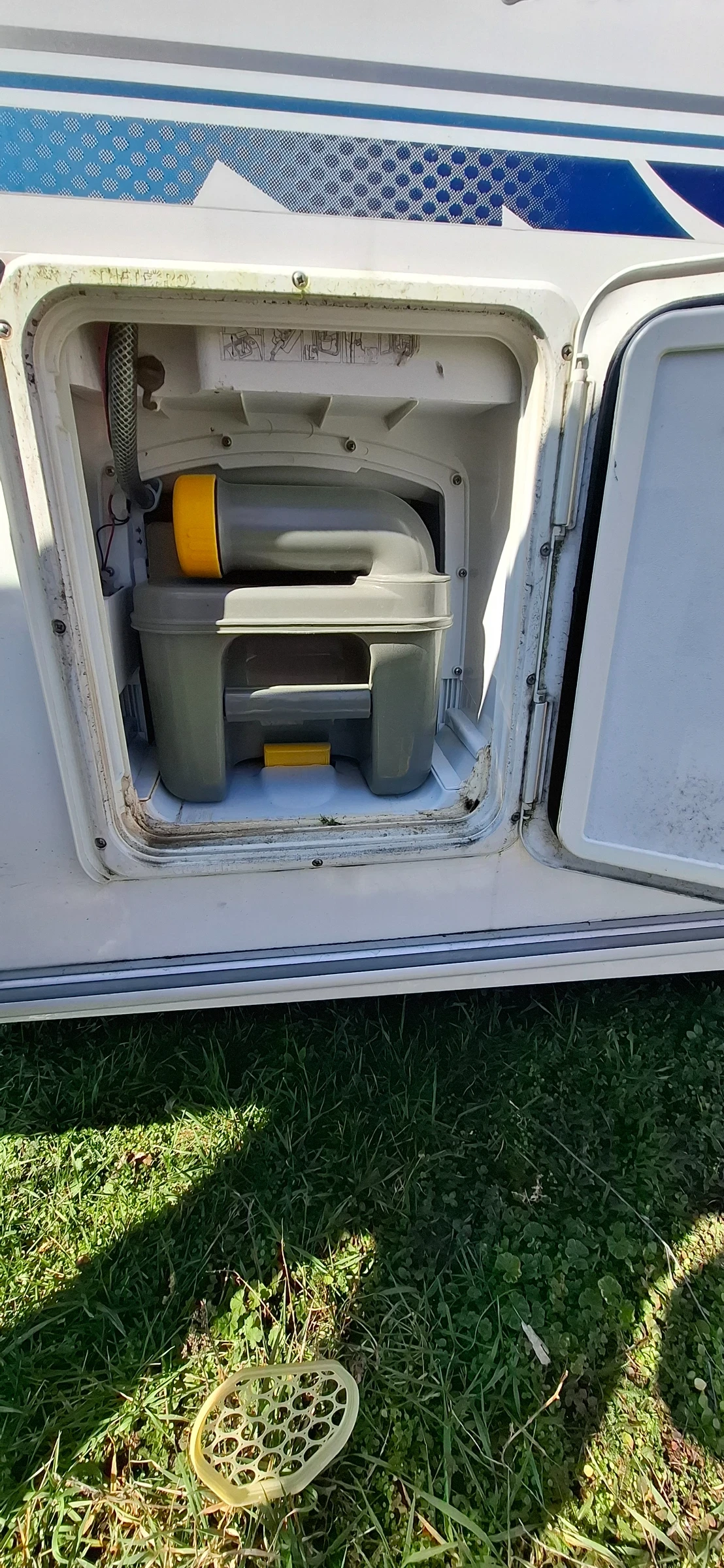 Каравана Sprite Major, снимка 4 - Каравани и кемпери - 53734411