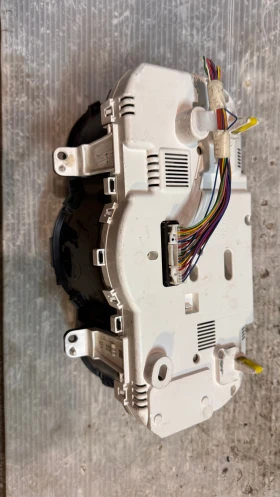 Оригинален Километраж за Toyota Rav4 2008 - 83800-42D03 / 257440-3330, снимка 2 - Части - 52931135