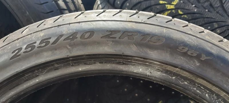 Гуми Летни 255/40R19, снимка 8 - Гуми и джанти - 30918589