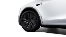 Tesla Model Y 2025 Long Range Rear Wheel Drive, снимка 4