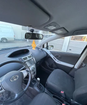 Обява за продажба на Toyota Yaris Бензин // 4 Врати ~6 777 лв. - изображение 9