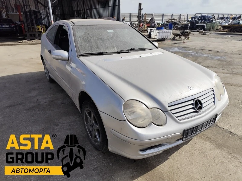 Mercedes-Benz C 180, снимка 1 - Автомобили и джипове - 45429823