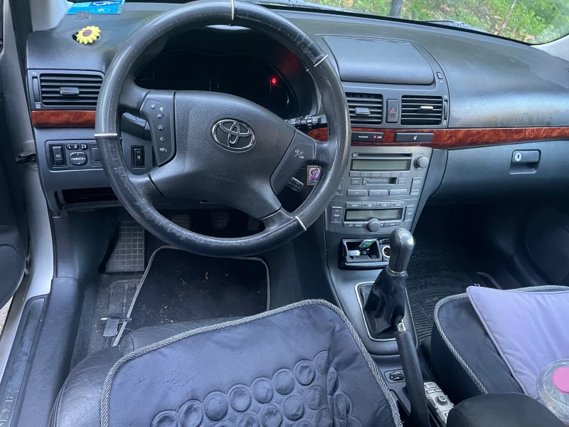 Toyota Avensis Т25, снимка 5 - Автомобили и джипове - 47599849