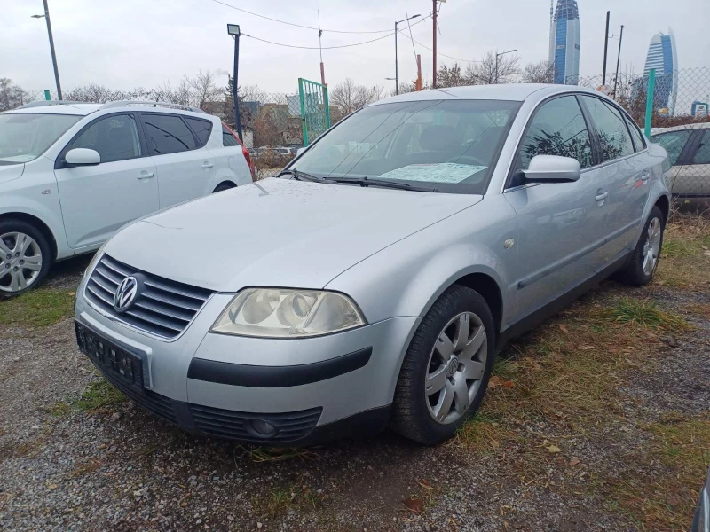 VW Passat 1.9 ТДИ 101 КС, снимка 3 - Автомобили и джипове - 48229459