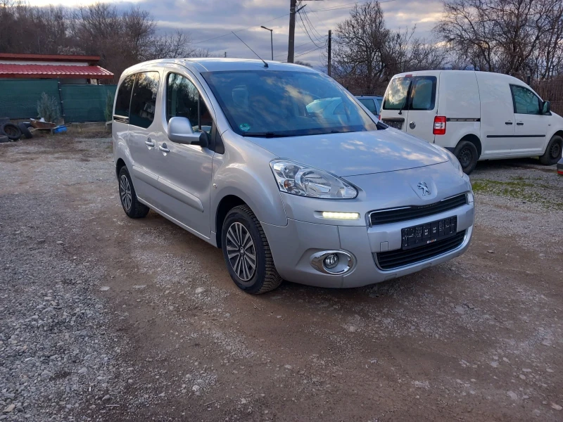 Peugeot Partner 1.6HDI feislift taip, снимка 3 - Автомобили и джипове - 48633992