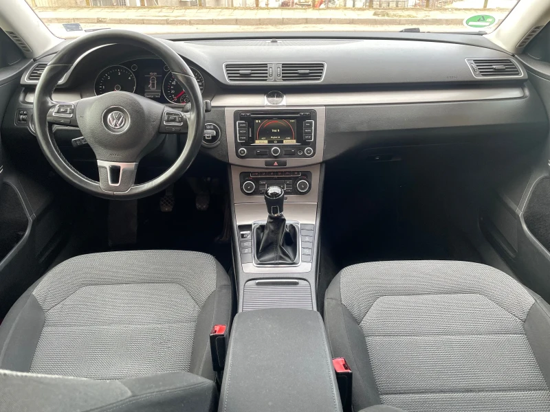 VW Passat 2.0 TDI, снимка 3 - Автомобили и джипове - 49553016