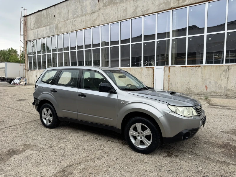 Subaru Forester 2.0TD , снимка 3 - Автомобили и джипове - 52189332