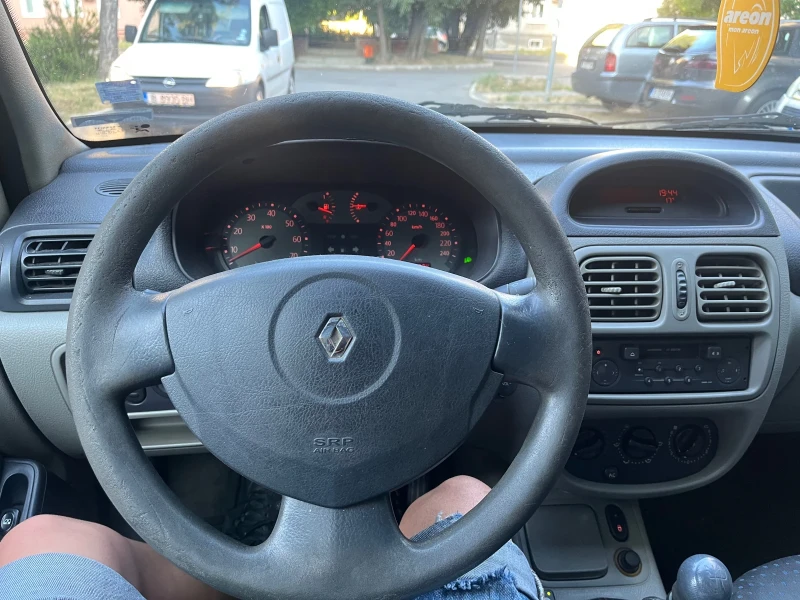 Renault Clio, снимка 3 - Автомобили и джипове - 52553489