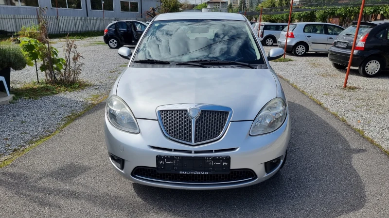 Lancia Ypsilon 1.2i Euro4, снимка 2 - Автомобили и джипове - 51677197