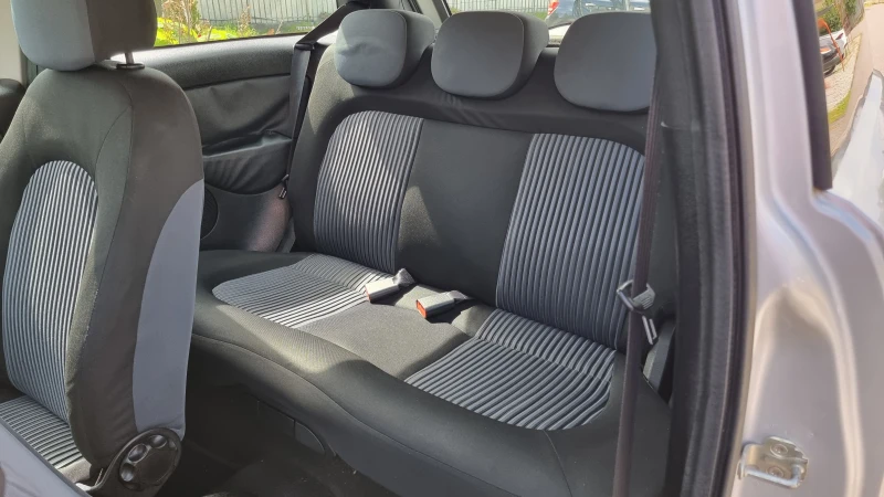 Lancia Ypsilon 1.2i Euro4, снимка 8 - Автомобили и джипове - 51677197