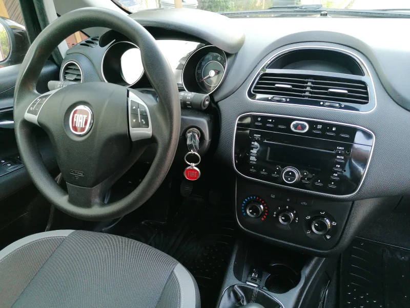 Fiat Punto 1, 4 газ-бензин, снимка 14 - Автомобили и джипове - 52459385